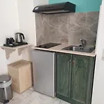 Ξενοδοχείο με διαμερίσματα Melina