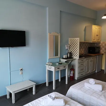 Melina Aparthotel 2*