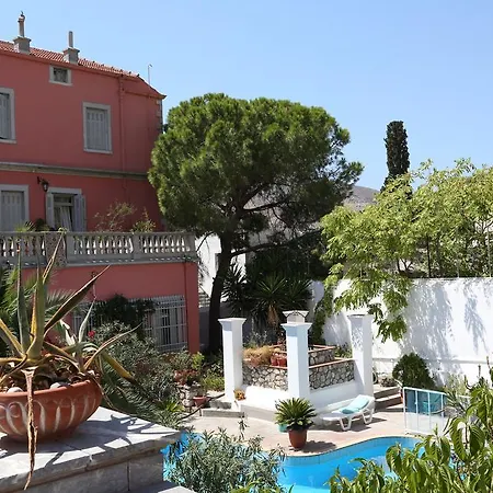 Melina Aparthotel