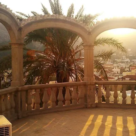 μελίνα 2*