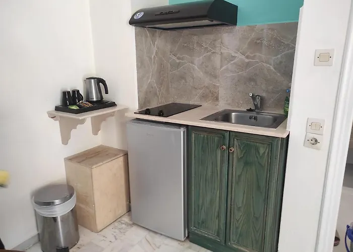 Ξενοδοχείο με διαμερίσματα Melina