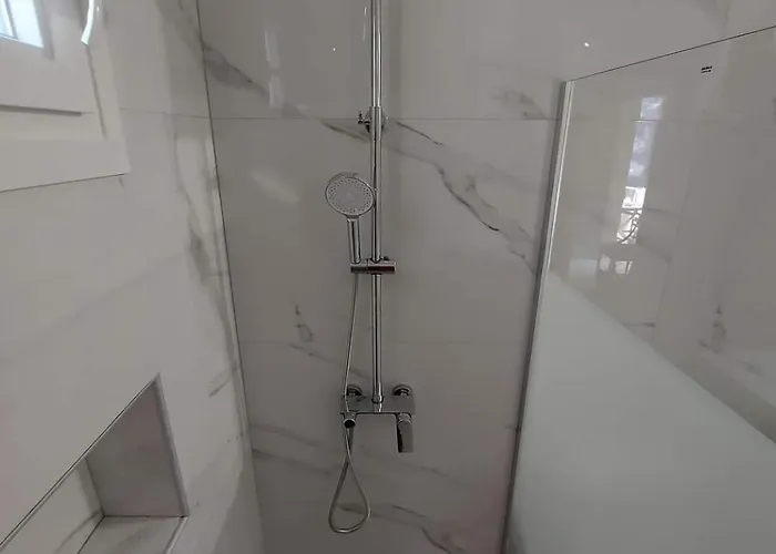 Ξενοδοχείο με διαμερίσματα Melina Κάλυμνος